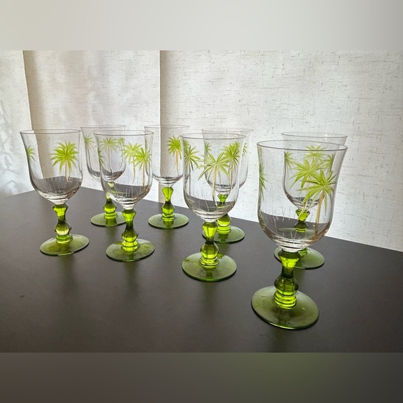 Set of 8 Hand painted & Hand carved/etched Palm Tree glass ware. - Picture 5 of 16